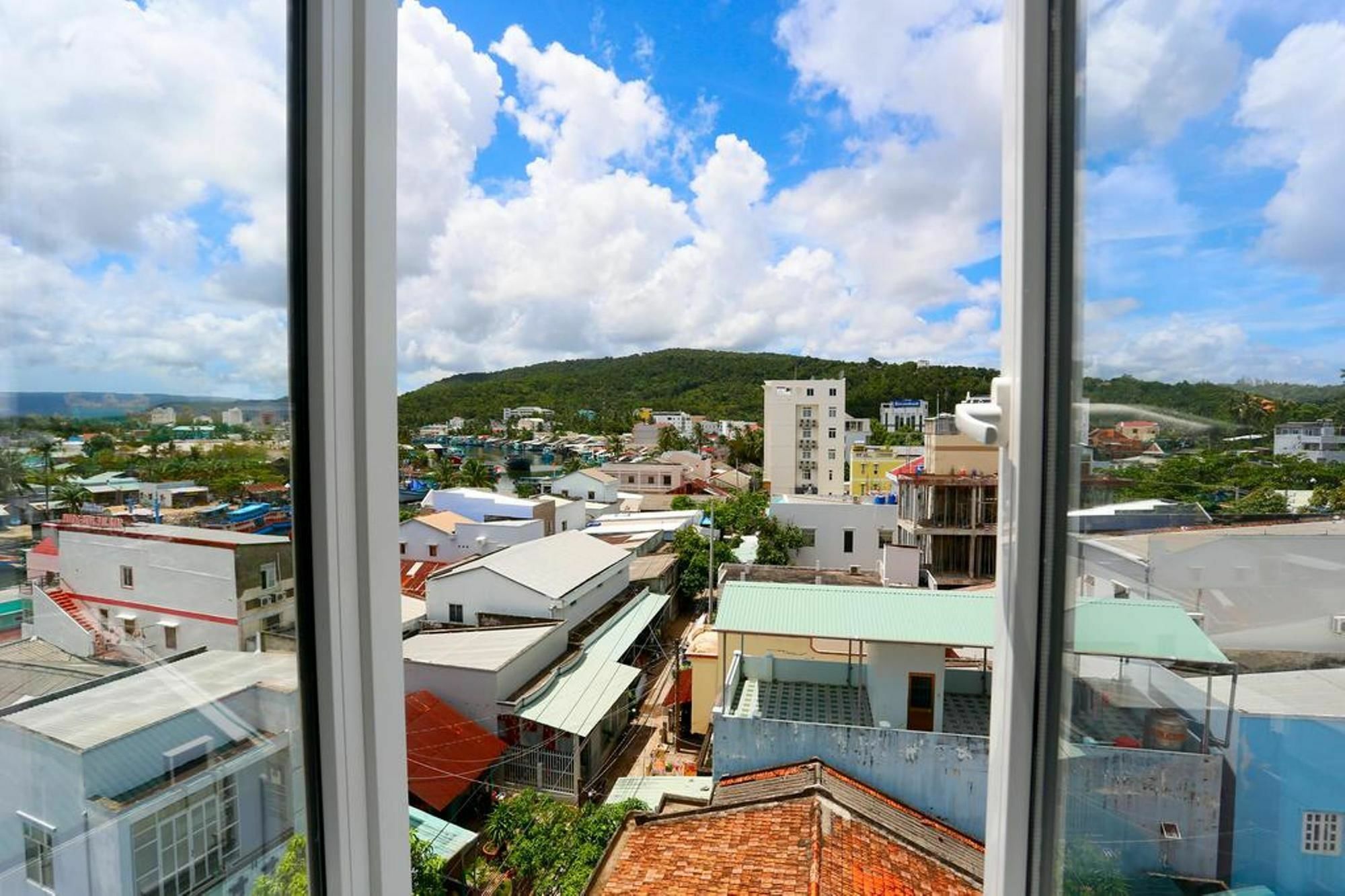 Khach San Ngoc Son Phu Quoc Hotel Bagian luar foto